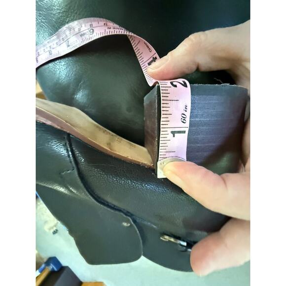 Isola black leather heeled bootie boots womens 9.5 - Picture 8 of 8